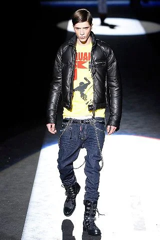 Look 15
